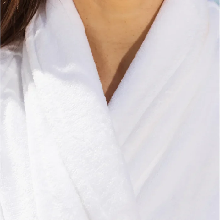 luxury velour bathrobe - image 3